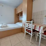 Ivan Apartment Cizici