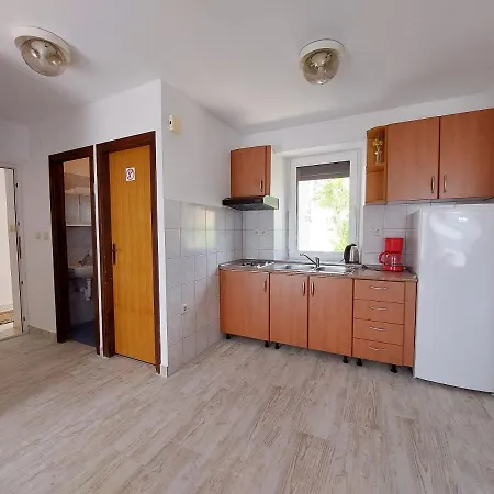 Ivan Apartment *