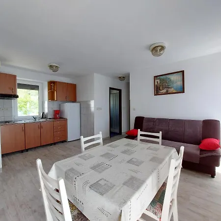 Apartment Ivan